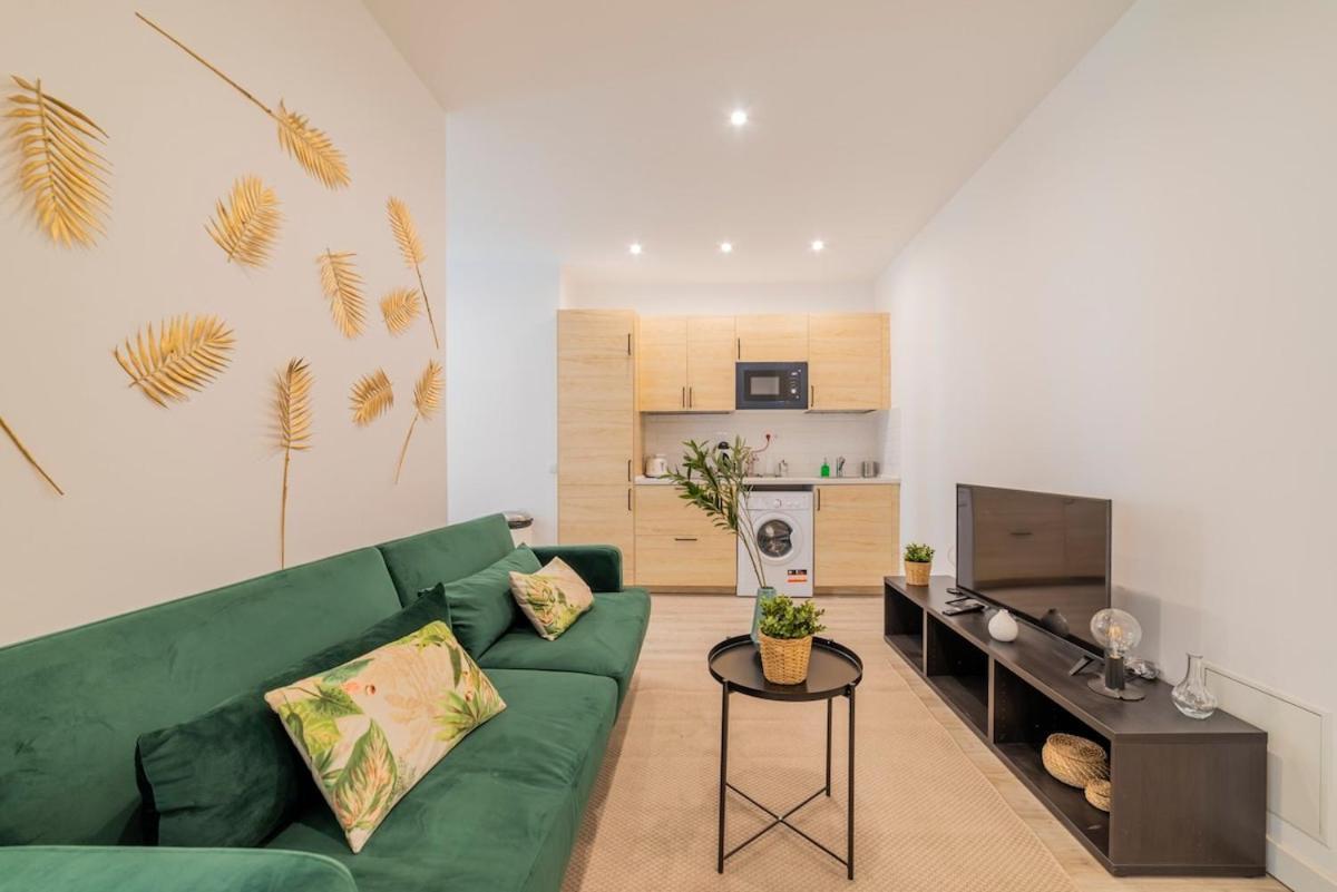 Encantador Apartamento Atocha Мадрид Екстериор снимка