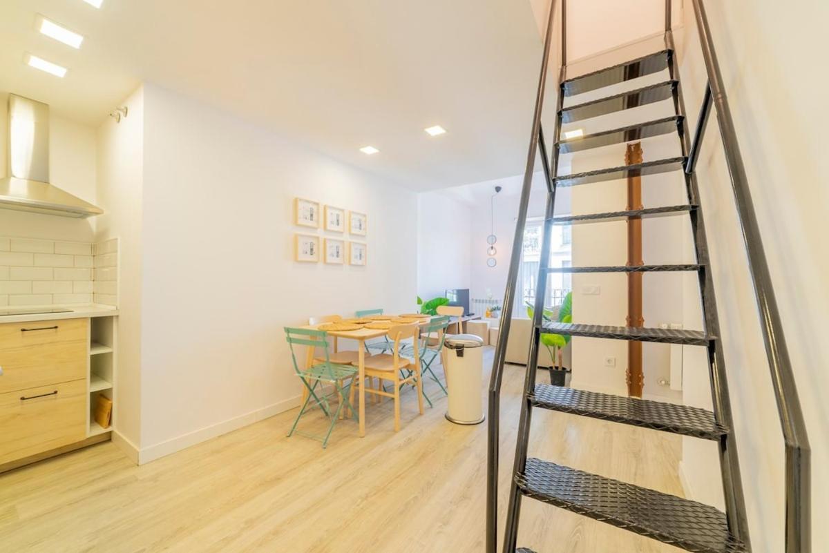 Encantador Apartamento Atocha Мадрид Екстериор снимка