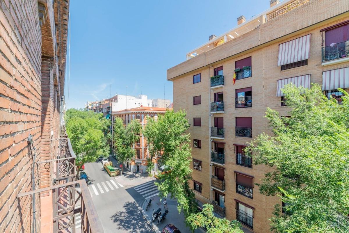 Encantador Apartamento Atocha Мадрид Екстериор снимка