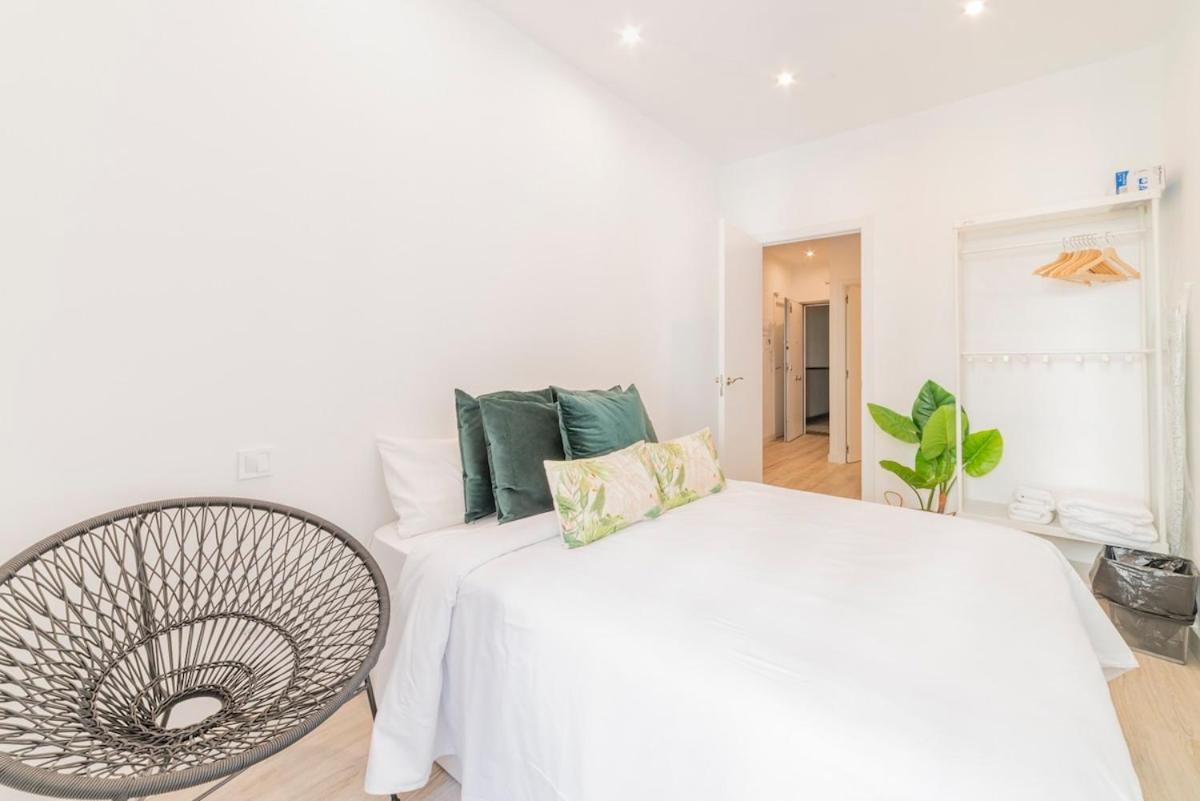 Encantador Apartamento Atocha Мадрид Екстериор снимка