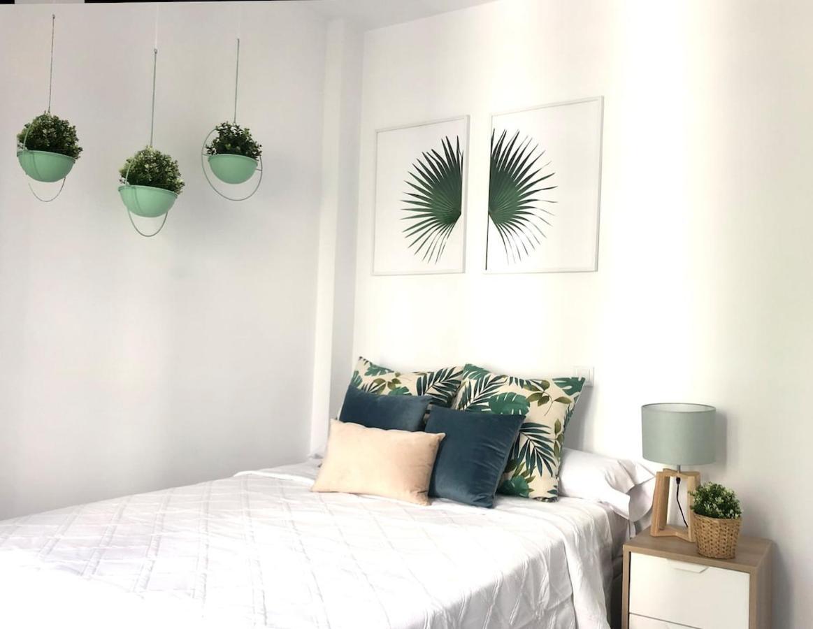 Encantador Apartamento Atocha Мадрид Екстериор снимка