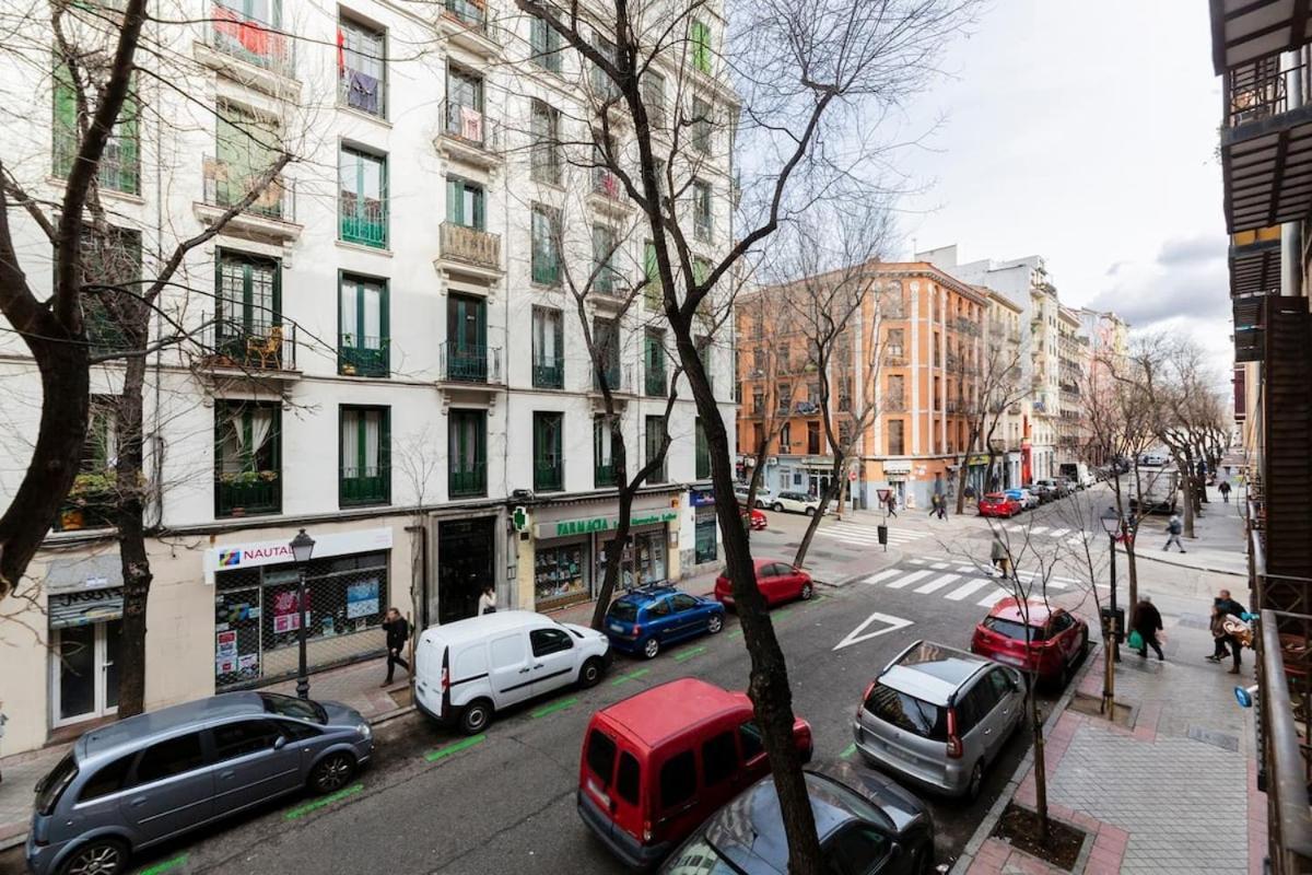 Encantador Apartamento Atocha Мадрид Екстериор снимка