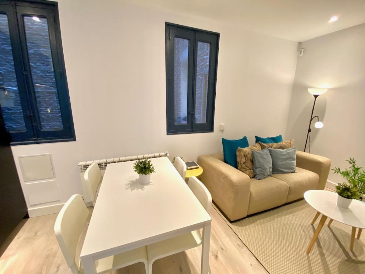 Encantador Apartamento Atocha Мадрид Екстериор снимка