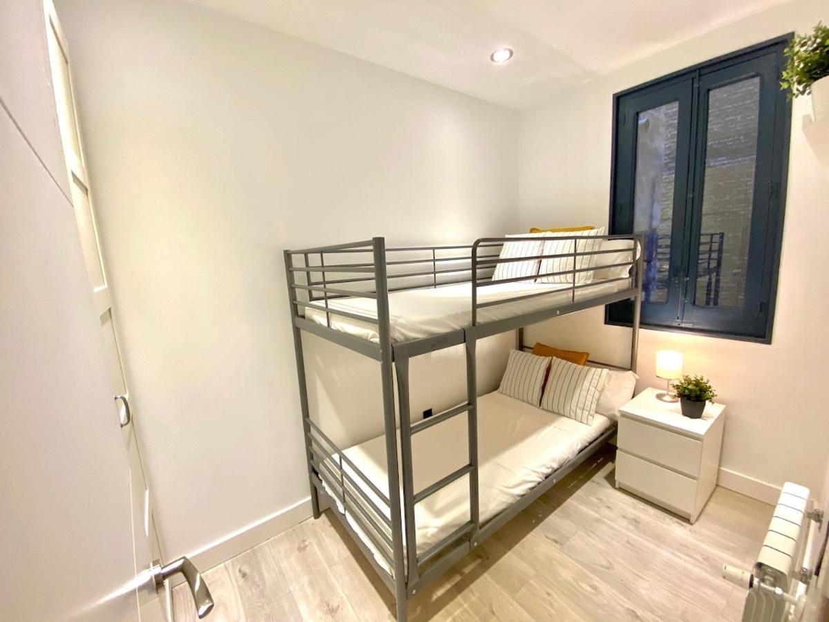 Encantador Apartamento Atocha Мадрид Екстериор снимка